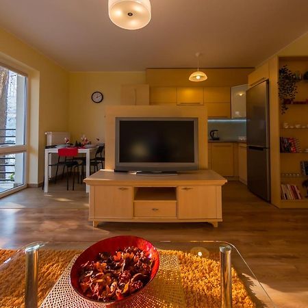 Komfortowy Apartament W Centrum Ustronia Экстерьер фото