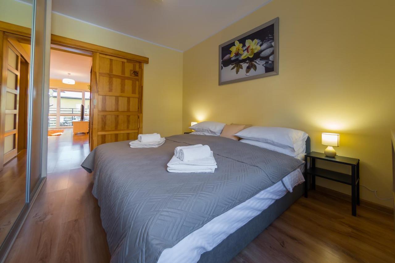 Komfortowy Apartament W Centrum Ustronia Экстерьер фото