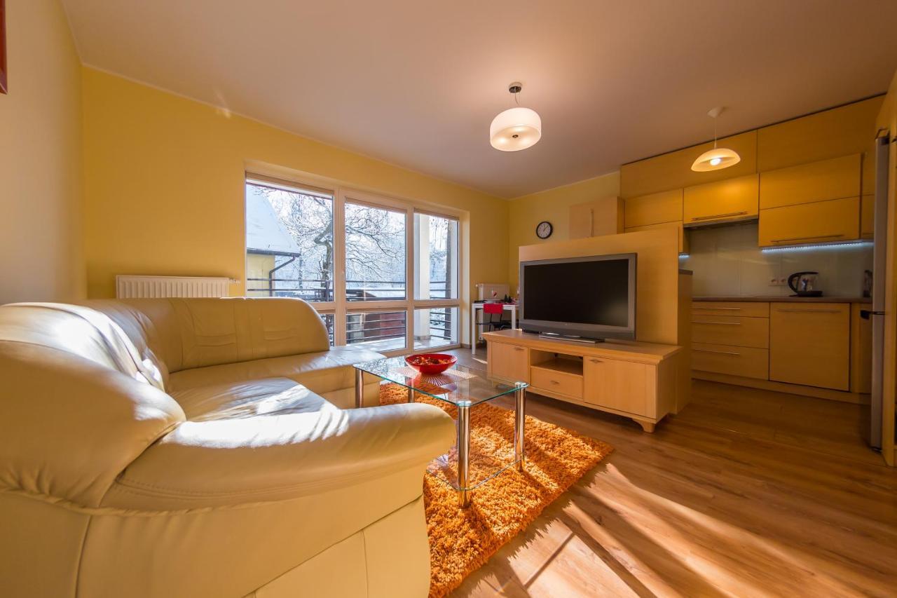 Komfortowy Apartament W Centrum Ustronia Экстерьер фото