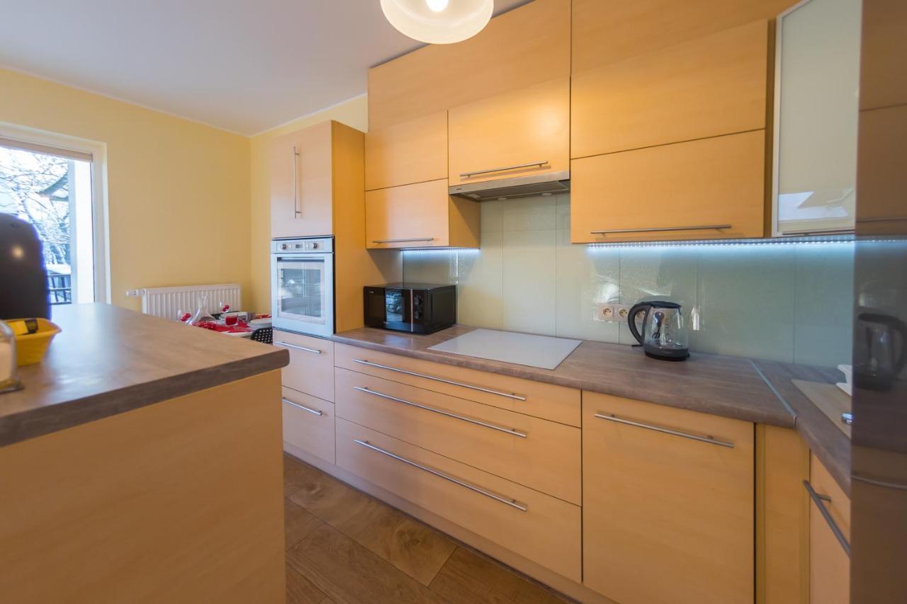 Komfortowy Apartament W Centrum Ustronia Экстерьер фото