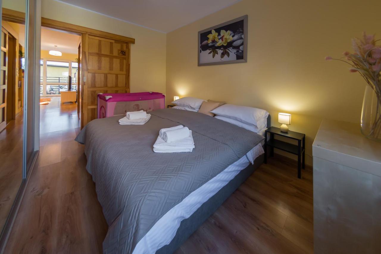 Komfortowy Apartament W Centrum Ustronia Экстерьер фото